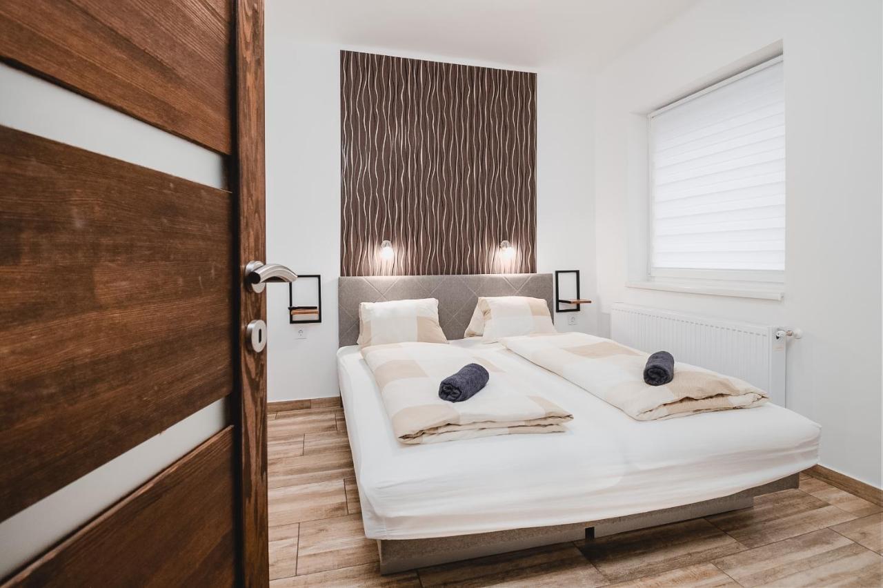 Reborn Lux Apartments Hajdúszoboszló Eksteriør bilde